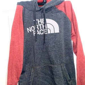 North face hoodie size medium